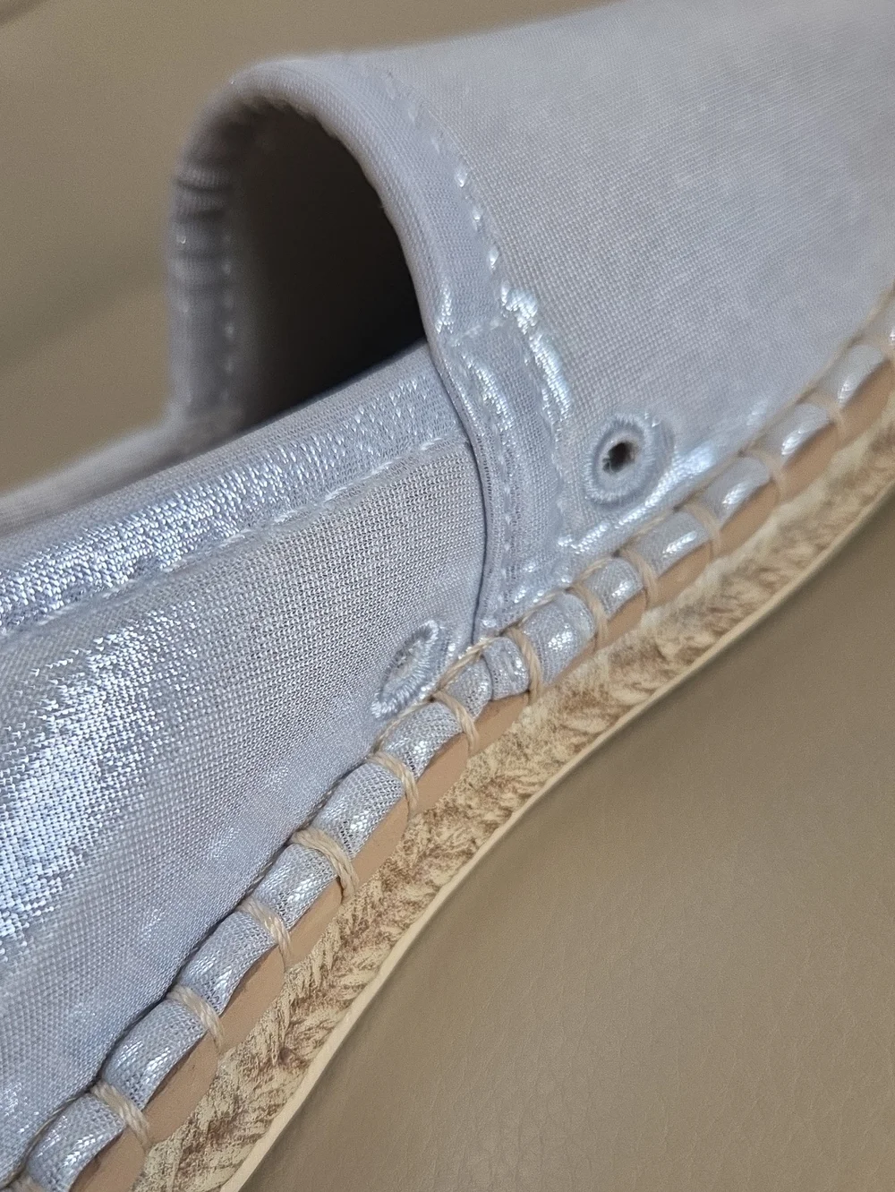Platinum Silver Espadrille Slip-On Water Shoes Beach Wear Size 8W